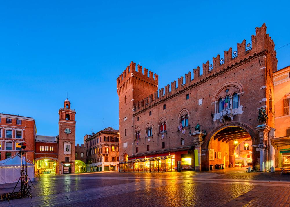 Ferrara Gruppenreisen Klassenfahrten Gruppenunterkunft